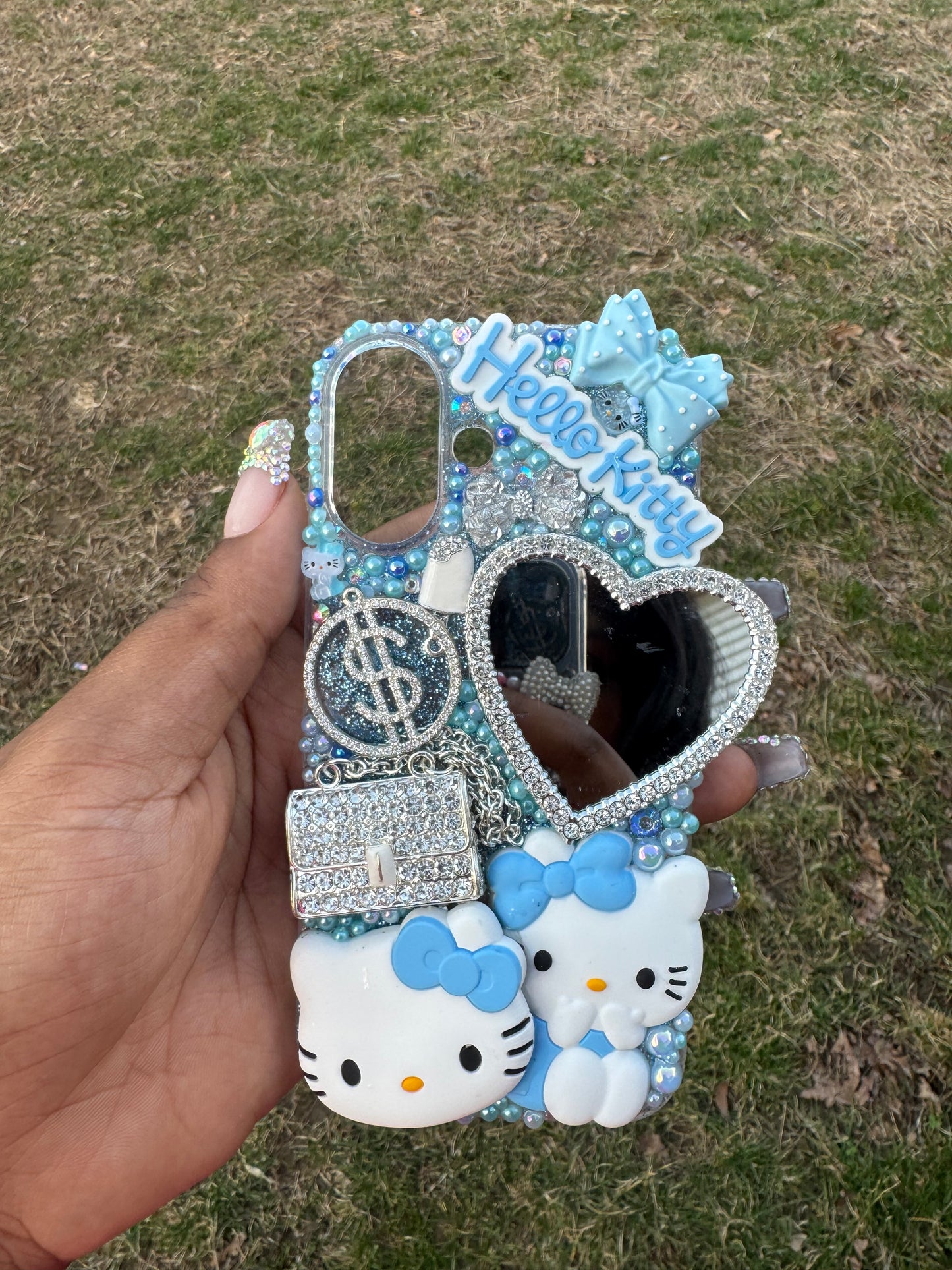 Blue kitty iPhone 16